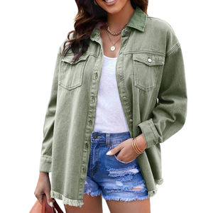 Chaqueta vaquera sostenible para mujer 2025 Chaqueta vaquera para mujer Precio al por mayor de acentos desgastados de alta calidad - Product Image 1