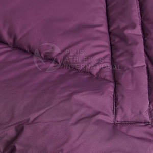 แจ็คเก็ตบับเบิ้ลโลโก้ยูนิเซ็กซ์ 2026 ดีไซน์เนอร์ OEM คุณภาพสูง ทรงโอเวอร์ไซส์ สีม่วง สำหรับฤดูหนาว ผลิตในปากีสถาน - Product Image 6