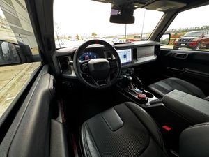 รถฟอร์ด บรอนโก แร็พเตอร์ ปี 2023 สภาพดี ใช้งานน้อย มีทั้งขับขวาและขับซ้าย - Product Image 2