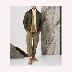 แจ็กเก็ตผ้าฝ้ายโพลีเอสเตอร์น้ำหนักเบาสำหรับผู้ชายแจ็คเก็ตผ้าฝ้ายโพลีเอสเตอร์ระบายอากาศได้ดีใส่กลางแจ้ง - Product Image 3