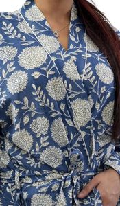 Women's Cotton Robe Blue Floral Printed Kimono Comfortable Casual Dress for Nightwear Bridesmaid Dressing Gown Beachwear - Product Image 3