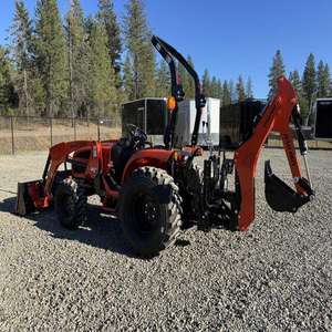 Tracteur à chenilles Bad Boy Tractors série 3026 2025 avec pelle rétrocaveuse BBH200, caractéristiques des composants principaux : moteur, pompe à engrenages, boîte de vitesses - Product Image 1
