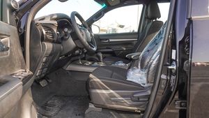 Toyota Hilux Adventure 4.0L V6 Usada, Año 2025 - Product Image 3