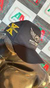 Casquette de baseball promotionnelle Casquette de camionneur Boucle en métal de qualité supérieure fabriquée dans un tissu différent avec impression feuilletée de broderie 3d - Product Image 3