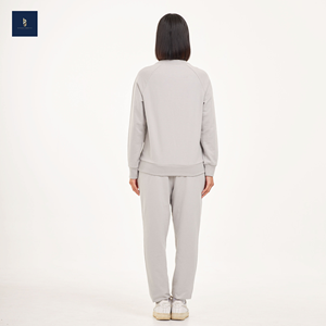 ชุดเสื้อสเวตเตอร์แบบลำลองของผู้หญิงชุดเสื้อสเวตเตอร์พิมพ์ลายเทคนิคคุณภาพสูงสำหรับกลางแจ้งฤดูหนาวผลิตในประเทศไทย - Product Image 5