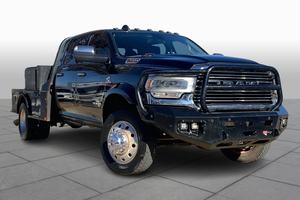 Camioneta Ram 4500 Chassis Cab Laramie 4WD de 4 Puertas, Usada, Año 2022 - Product Image 2