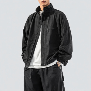 เสื้อกันฝนสำหรับผู้ชาย เสื้อแจ็คเก็ตกันลมสำหรับเดินป่า สตรีทแวร์ เสื้อโค้ทกันน้ำ ผ้าโพลีเอสเตอร์ผสมสแปนเด็กซ์ 100% - Product Image 4