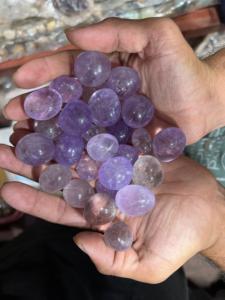 หินก้อนกรวดประดับแบบหินควอตซ์ธรรมชาติสีม่วงขัดเงาสีเหลืองสำหรับตกแต่งบ้านฮวงจุ้ยบรรเทาความเครียด - Product Image 2