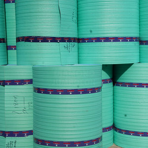 Rouleau d'isolation flexible non laminé pour conduits HVAC, toiture, murs et sols, fabriqué au Pakistan - Product Image 1