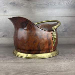 Decorative antique <b>copper</b> <b>coal</b> bucket handcrafted with care perfect for enhancing cozy traditional living room interior - Product Image 4