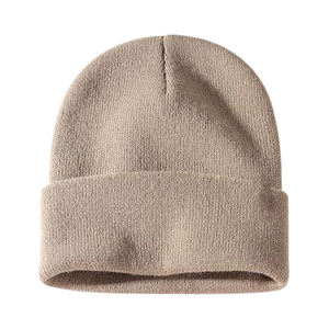 Gorro de punto de invierno unisex, gorro holgado, material suave y elástico, gorro para clima frío, diseño de moda para hombres y mujeres - Product Image 6