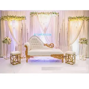 Klassische italienische Couch für Hochzeits bühne Italienischer Stil Loves eat für Braut Bräutigam Hochzeit Braut Bräutigam Sitz Italienische Couch