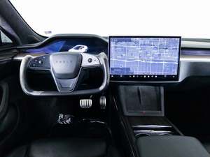 Voiture électrique de luxe T - Model S AWD 2022, en excellent état et à prix attractif - Product Image 2