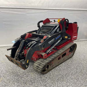 รถตักล้อยางขนาดเล็ก Toro Dingo TX700N รุ่น Mini Skid Steer Loader แบบตีนตะขาบ รับน้ำหนักได้ 4 ตัน เหมาะสำหรับงานก่อสร้างในฟาร์ม - Product Image 2