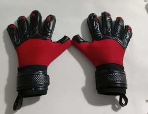 Gants de gardien de but de football en latex respirant pour adultes et enfants protège-doigts anti-collision en cuir résistant à l'usure vente en gros - Product Image 1