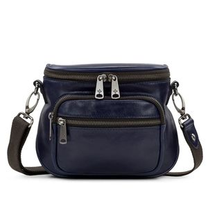 Borsa a Tracolla Patricia Nash Argentiera Camera in Pelle Vintage Effetto Invecchiato con Funzione Antifurto e Fodera in Poliestere - Product Image 1