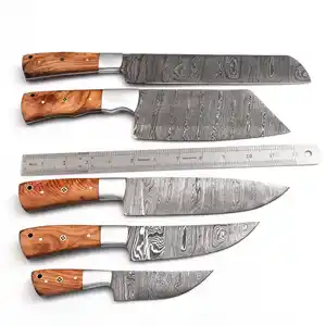 Ensemble de 8 pièces de chef damas personnalisé fait à la main avec housse en cuir Ensemble de couteaux de cuisine damas Ensemble de couteaux de cuisine