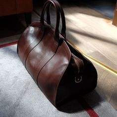 Sacs de voyage de week-end, de sport et de voyage d'affaires en cuir durable avec logo personnalisé pour hommes - Product Image 3