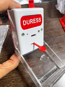 Botón de pánico doble de alta calidad con cubierta abatible de zumbador de alarma LED para enviar señal de emergencia desde la puerta de casa directamente India - Product Image 5