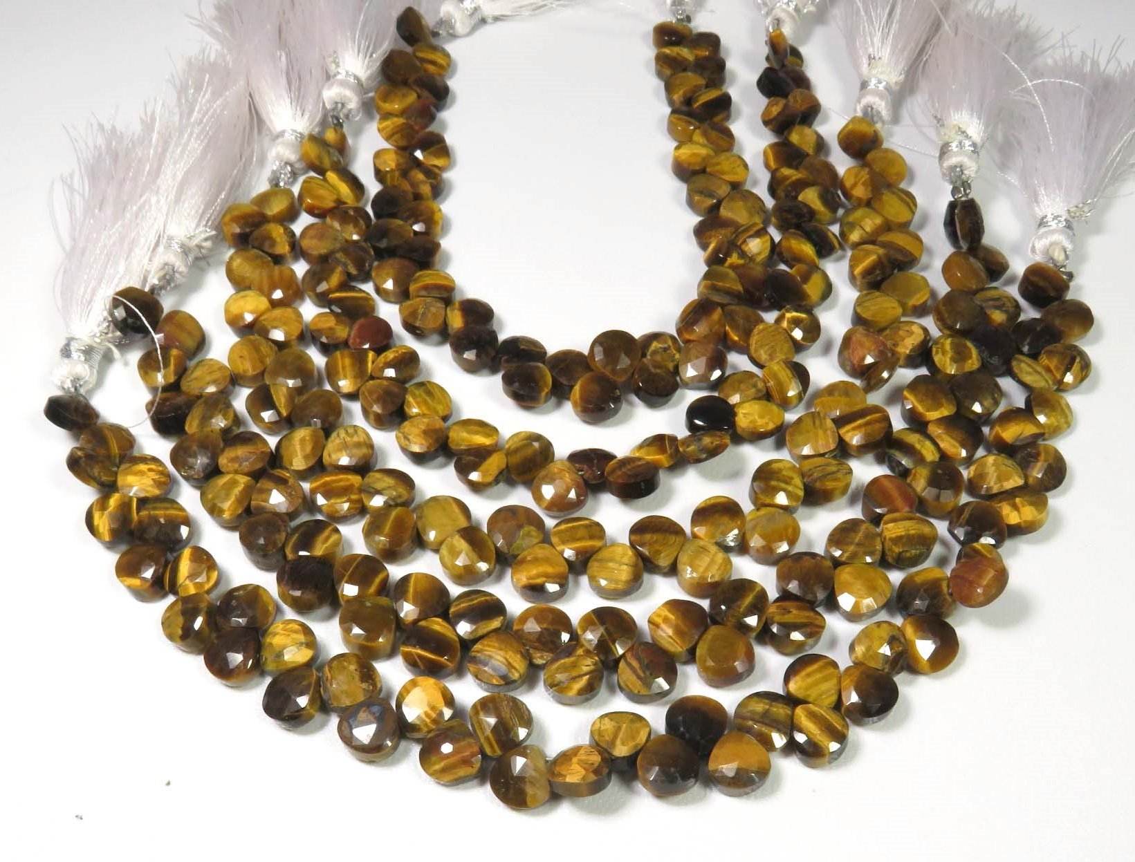 สีเหลือง