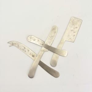 Classic and Luxury Stainless Steel Butter and <b>cheese</b> <b>Knives</b> <b>Set</b> <b>of</b> 4 in High Quality Finish for the Use <b>of</b> Kitchen & Restaurant - Product Image 2