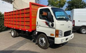 Camión Volquete Hyundai HD65 Súper Resistente con Techo Solar, Arranque Remoto, Asientos de Cuero, Ruedas de Acero, Transmisión Manual - Product Image 2