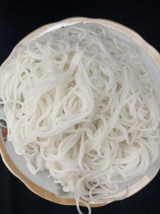 วุ้นเส้นจากข้าวเวียดนามเกรดส่งออกอายุการเก็บรักษานานปรุงง่ายเหมาะสำหรับการทำอาหาร - Product Image 6