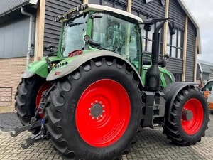 Tractor multifuncional Fendt 724 Vario en venta - Product Image 2