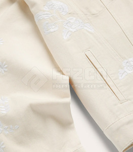 Veste en jean à capuche pour homme, nouveau design, pour l'hiver, fabrication professionnelle, coupe ajustée, logo sur le devant, vêtement décontracté - Product Image 6