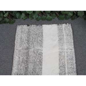 พรมวินเทจขนาดเล็ก 1.7x3.1 ฟุต พรมตุรกี พรมขนสัตว์คิลิมสีดำ - Product Image 3