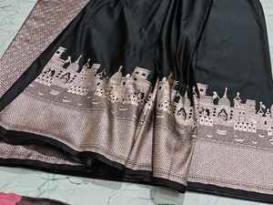 Sari en soie Mashru Katan tissé de Banaras Ganga Ghat pour femmes - Tenue de fête traditionnelle avec protection solaire et tissu à séchage rapide - Product Image 3