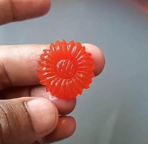 Gran oferta de ágata roja de 20-30mm, aproximadamente tallado de flores, piedras preciosas talladas a mano para hacer joyas de verano a precio asequible - Product Image 1