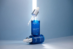 Ampoule Glutanex Glow Therapy, sérum hydratant régénérant, illuminateur, boostant de collagène, antioxydant, sérum ampoule premium. - Product Image 3