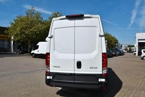 NUEVO IVECO DAILY VAN 2025 4X4 TRACCIÓN EN LAS CUATRO RUEDAS, TRACCIÓN HIDRÁULICA, REMOLQUE DE VOLUMEN ESTÁNDAR, UNIDAD DE TRACTOR/REMOLQUE, TRANSMISIÓN AUTOMÁTICA - Product Image 6