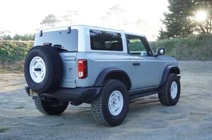 FORD BRONCO HERITAGE EDITION 2023 USADO, VOLANTE A LA IZQUIERDA/DERECHA - Product Image 4