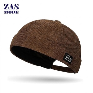 Nueva Llegada Gorra Docker Unisex de Pana Dorada de Alta Calidad con Etiqueta Tejida Personalizable, Estilo Hip Hop, Sin Visera, con Detalles Metálicos - Product Image 1