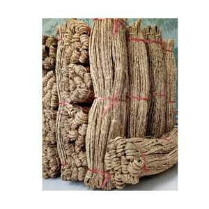 Material de jacinto de agua seca sostenible y ecológico, fardo de cuerda trenzada de Jacinto seco natural en stock de Vietnam - Product Image 1
