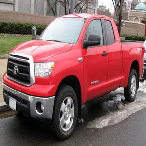 TRD Pro Used Toyota Tundra Semi-Automatic Pickup <b>Trucks</b> With Aluminium Alloy Wheels For Sale - Product Image 4