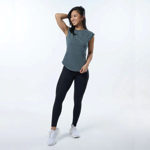 Vente en gros de haute qualité personnalisé imprimé Design moderne femmes t-shirt pour streetwear et tenues quotidiennes décontractées - Product Image 4