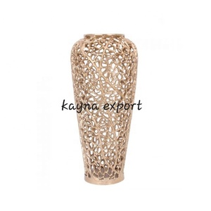 Florero de trompeta decorativo para el hogar de estilo real Vintage decorativo de lujo, florero de fundición de metal artesanal, centro de mesa - Product Image 2