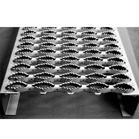 Grille de sécurité en aluminium haute résistance et acier inoxydable, plaque perforée antidérapante pour escaliers et passerelles intérieurs/extérieurs