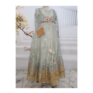 Costume 3 pièces asiatique traditionnel robe de soirée artisanale avec Dupatta et pantalon assortis robe 3 pièces brodée lourde - Product Image 1