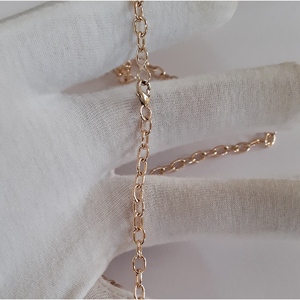 Chaîne en or 14 carats avec motif croix étoilée, plaquée or blanc, jaune et rose, ornée de perles et de diamants, idéale pour les occasions religieuses et de mariage - Product Image 5