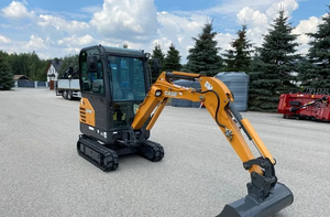 Mini-excavatrice CASE CX18C d'occasion et neuve, compacte, 1,9 tonne, avec 3 godets, godet de terrassement d'une capacité de 0,12 m³, à vendre - Product Image 4