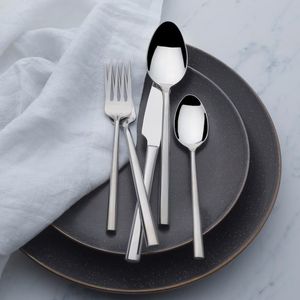 Ensemble de couverts en métal à long manche pour une prise en main facile et un style moderne, parfait pour des repas à la maison élégants - Product Image 2