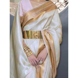 Impresionante Sari de Seda con Tejido Zari Blanco Hueso para Bodas y Festivales, Talla Personalizada, Estilo Capilla con Escote Corazón, Ropa de Novia - Product Image 3