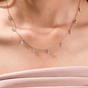 Collar con Colgante de Diamante de Laboratorio de Nueve Redondos de 0.90 Quilates, Joyería de Lujo de Oro Sólido para Bodas y Colección de Regalos Premium - Product Image 4