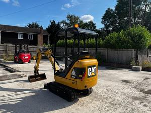 Miniexcavadora Hidráulica Compacta 301.4C 2018, Eficiente y Precisa, con Bomba, Caja de Cambios y Motor, 1 Año de Garantía - Product Image 5