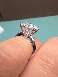 Anillo de Compromiso Solitario con Diamante de Corte Brillante de 5.00 Quilates Cultivado en Laboratorio, Engaste de Corazón, Oro Sólido de 14K, Certificado IGI para Fiesta - Product Image 4