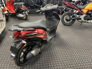 TOP 2026 PIAGGIO Liberty 50 Rally 68, Nueva Motocicleta Scooter de Aluminio con 3 Años de Garantía - Product Image 4